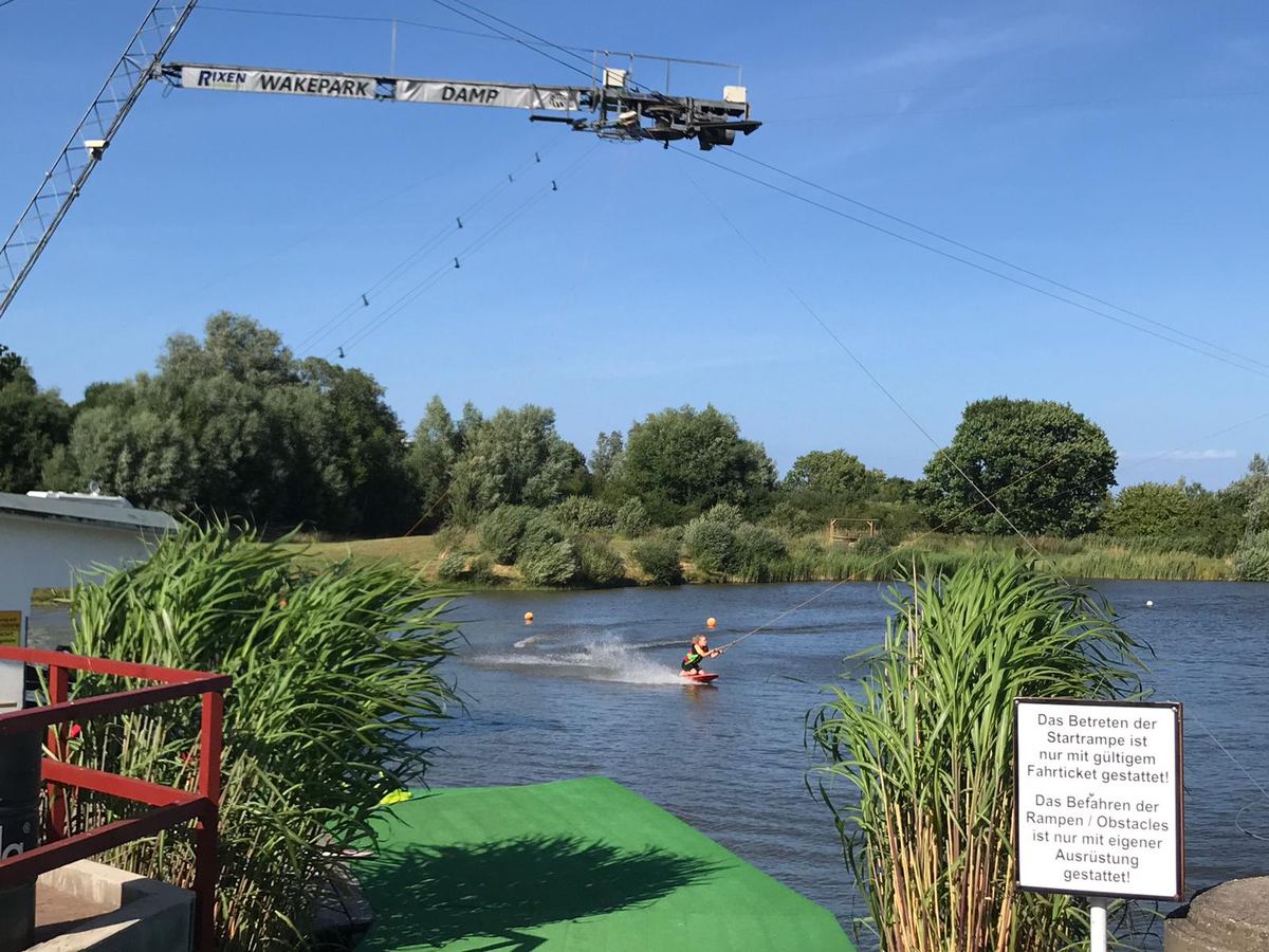 Wasserski-Anlage im Ostsee-Resort Damp